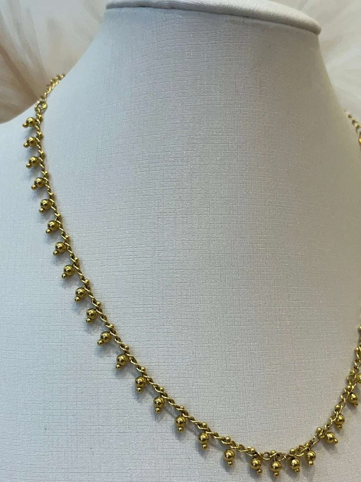 CHOKER BOLINHAS