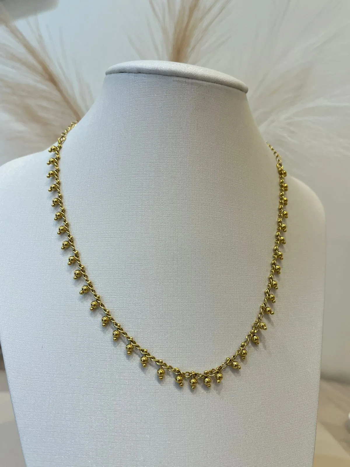 CHOKER BOLINHAS