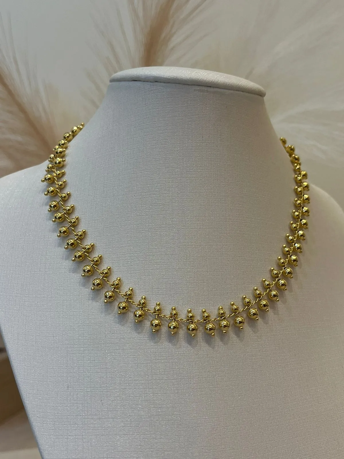 CHOKER BOLINHAS DUPLAS