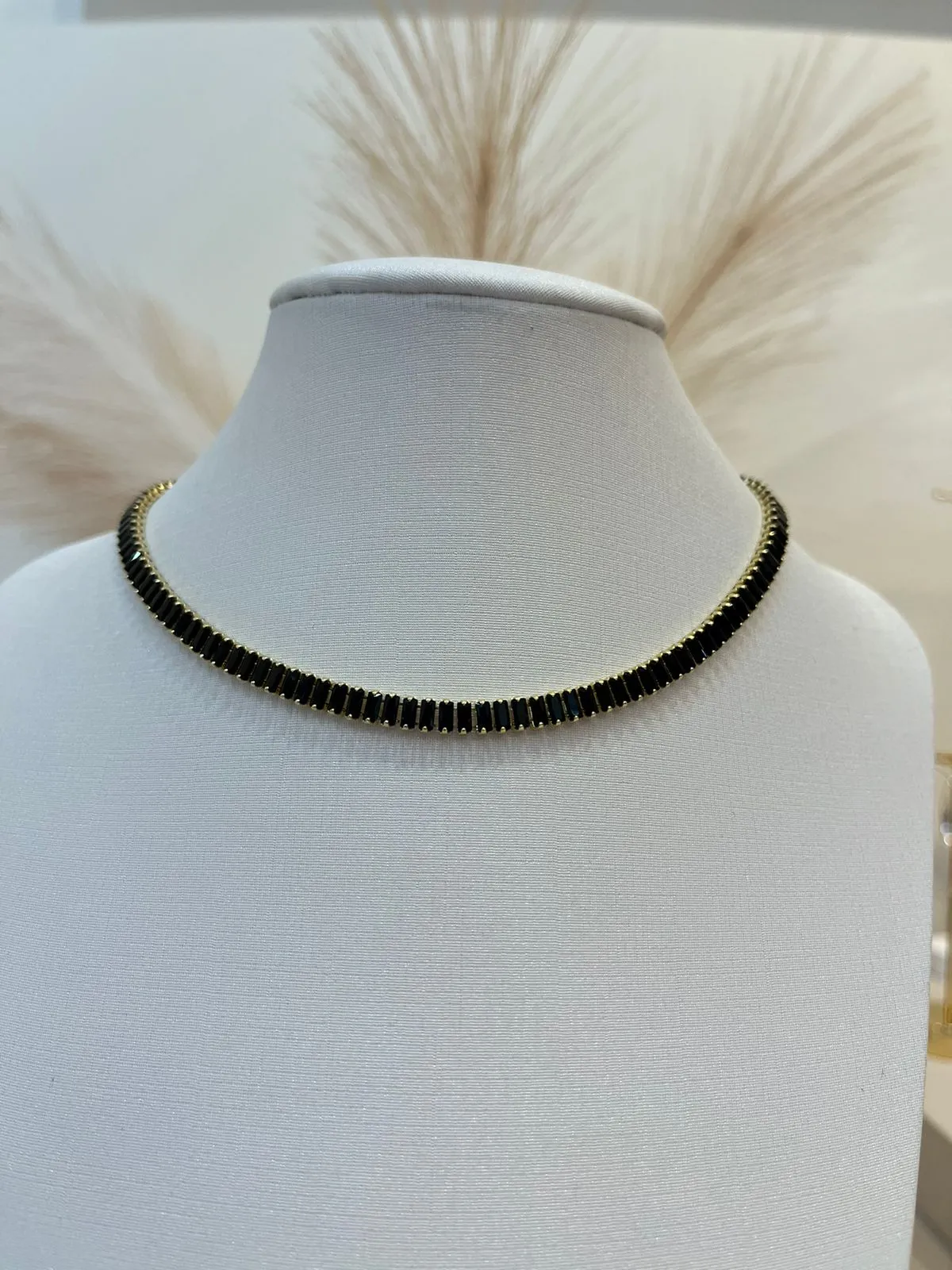 CHOKER ZIRCÔNIAS ÔNIX NAVETES