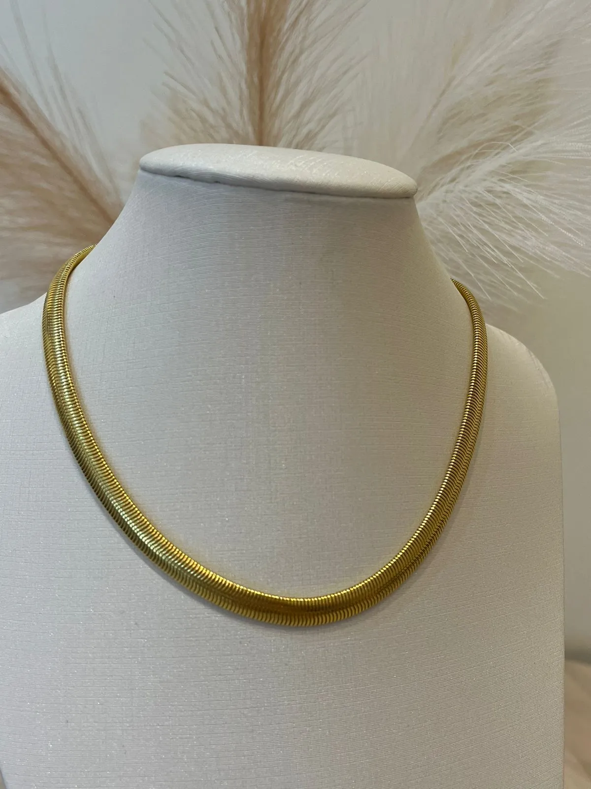 CHOKER FIO ALEMÃO ACHATADO