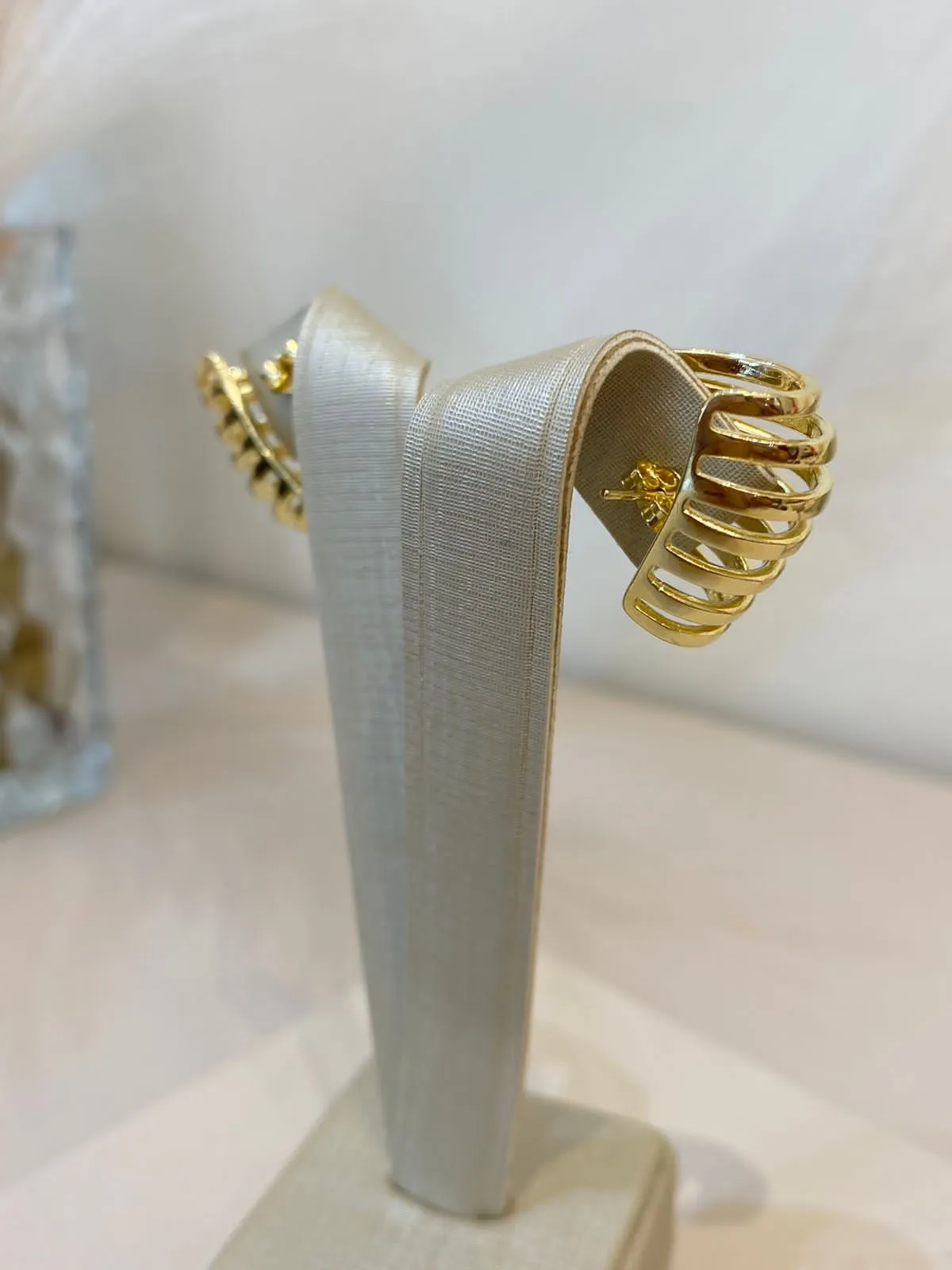BRINCO EAR CUFF