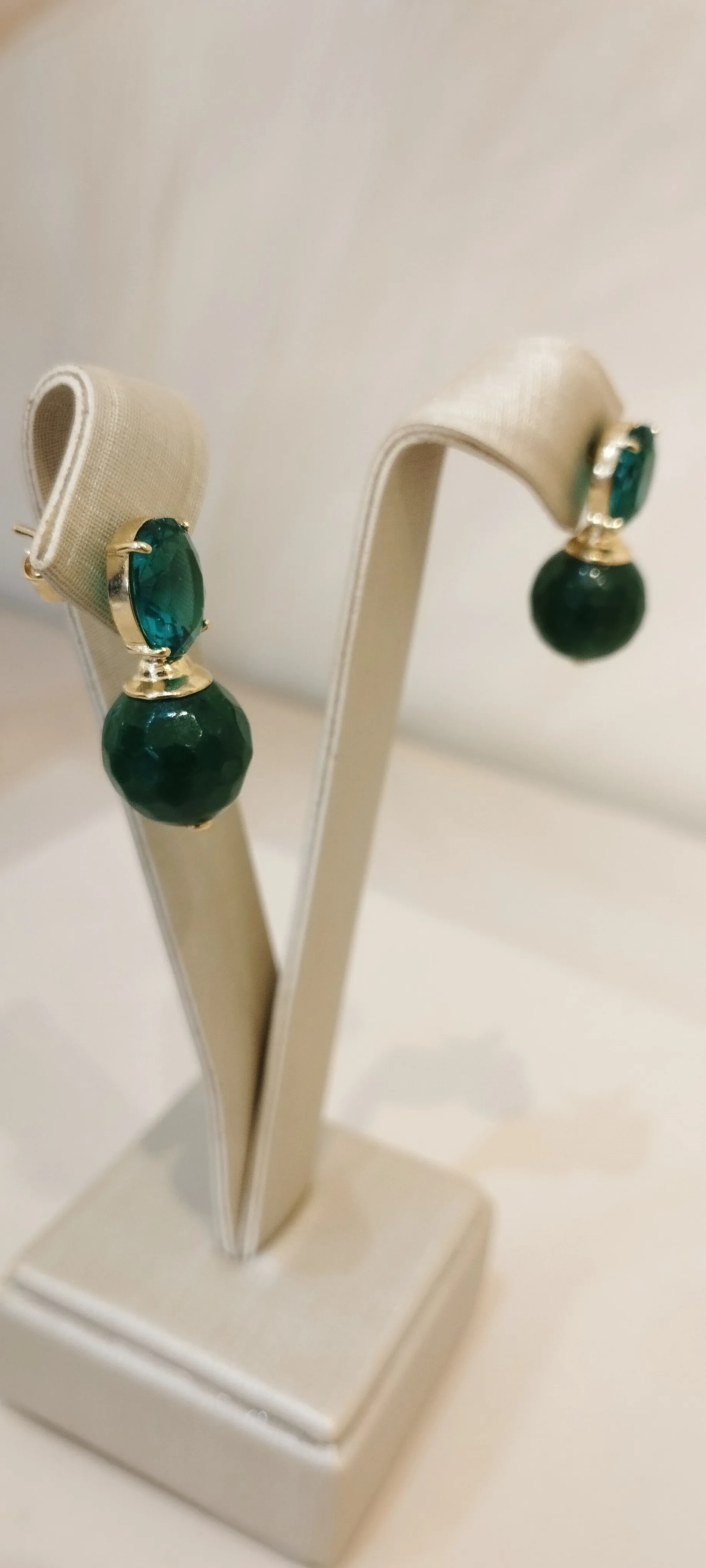 BRINCO ZIRCONIA E PEDRA VERDE