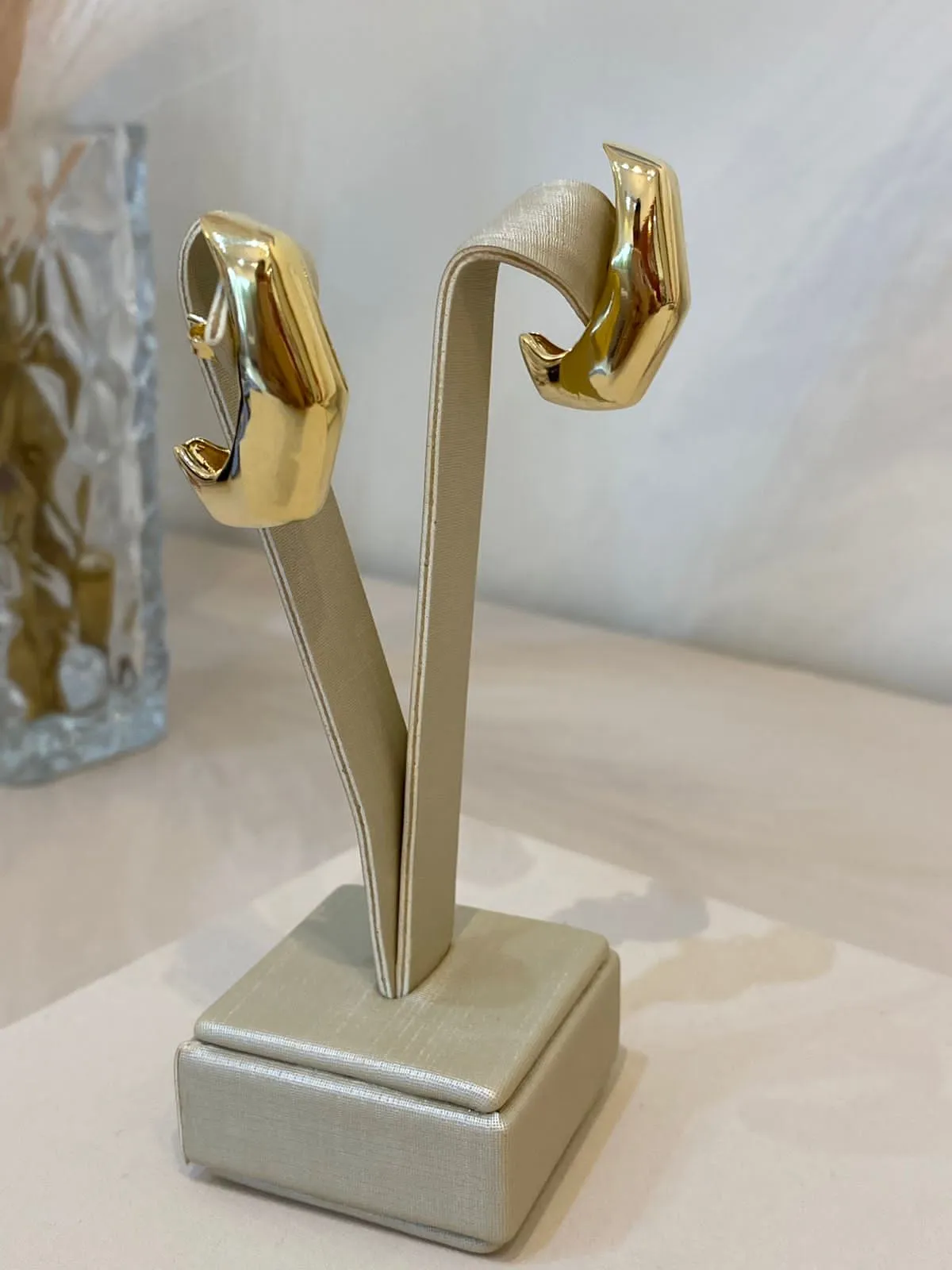 BRINCO EARHOOK M