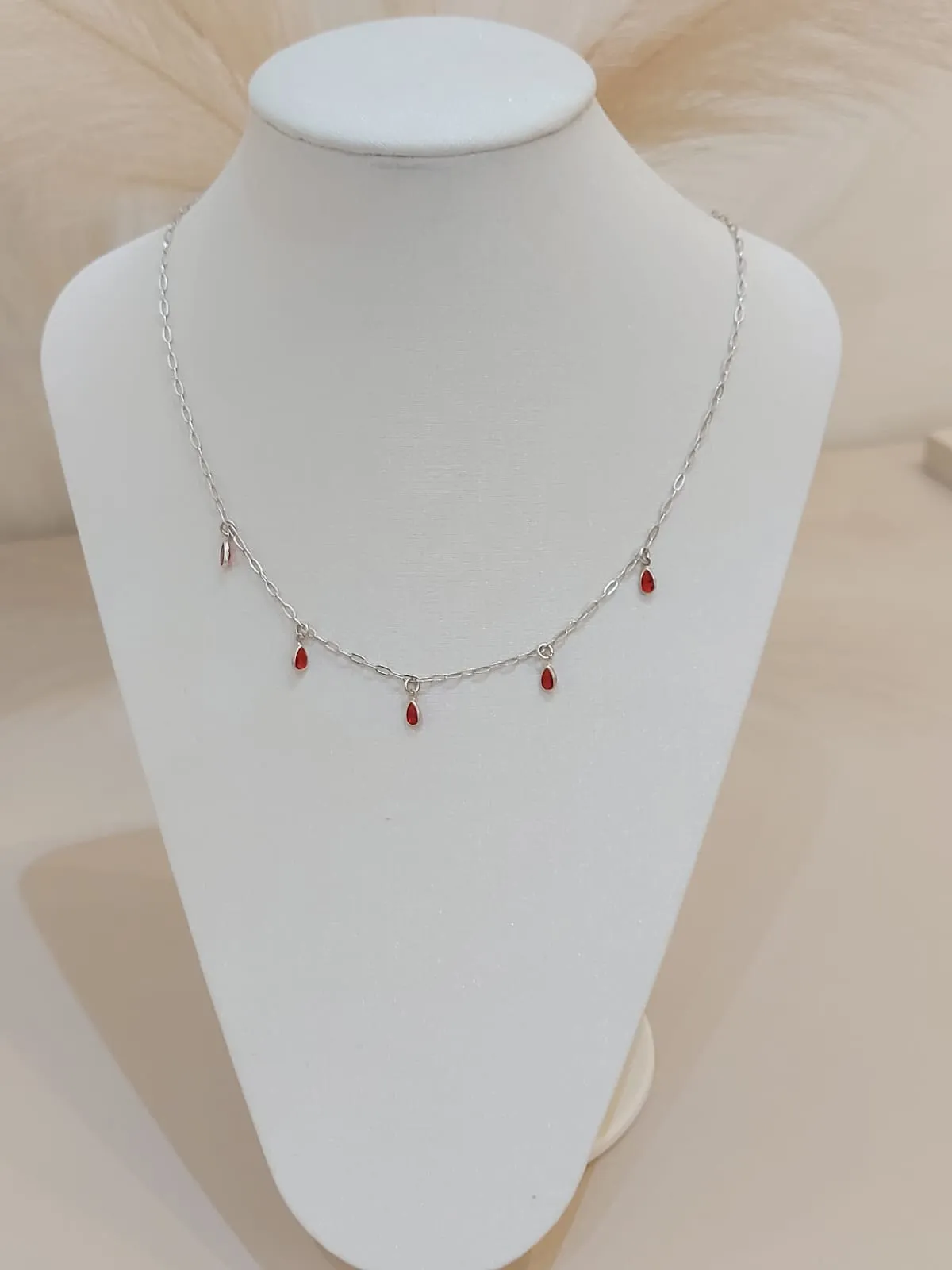CHOKER PRATA GOTAS VERMELHAS