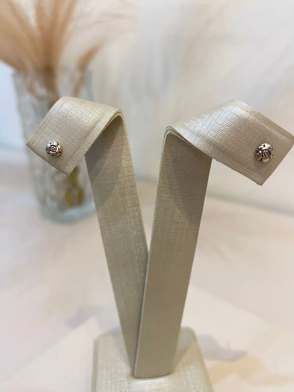 BRINCO PRATA FLOR MINI