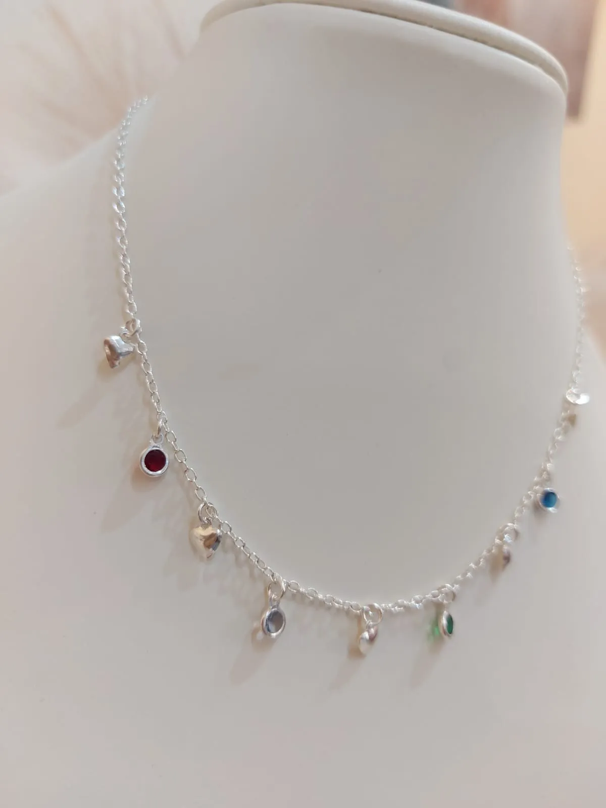 CHOKER PRATA PINGENTES CORAÇÕES E ZIRCÔNIAS COLORS
