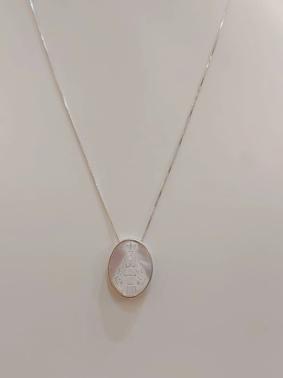 CORRENTE PRATA VENEZIANA MEDALHA N S GRAÇAS MADREPÉROLA 40CM