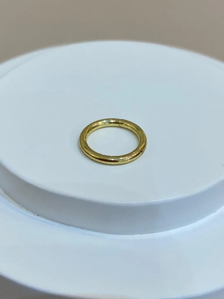 PIERCING ARGOLA SEGMENTADA DOURADA 8MM