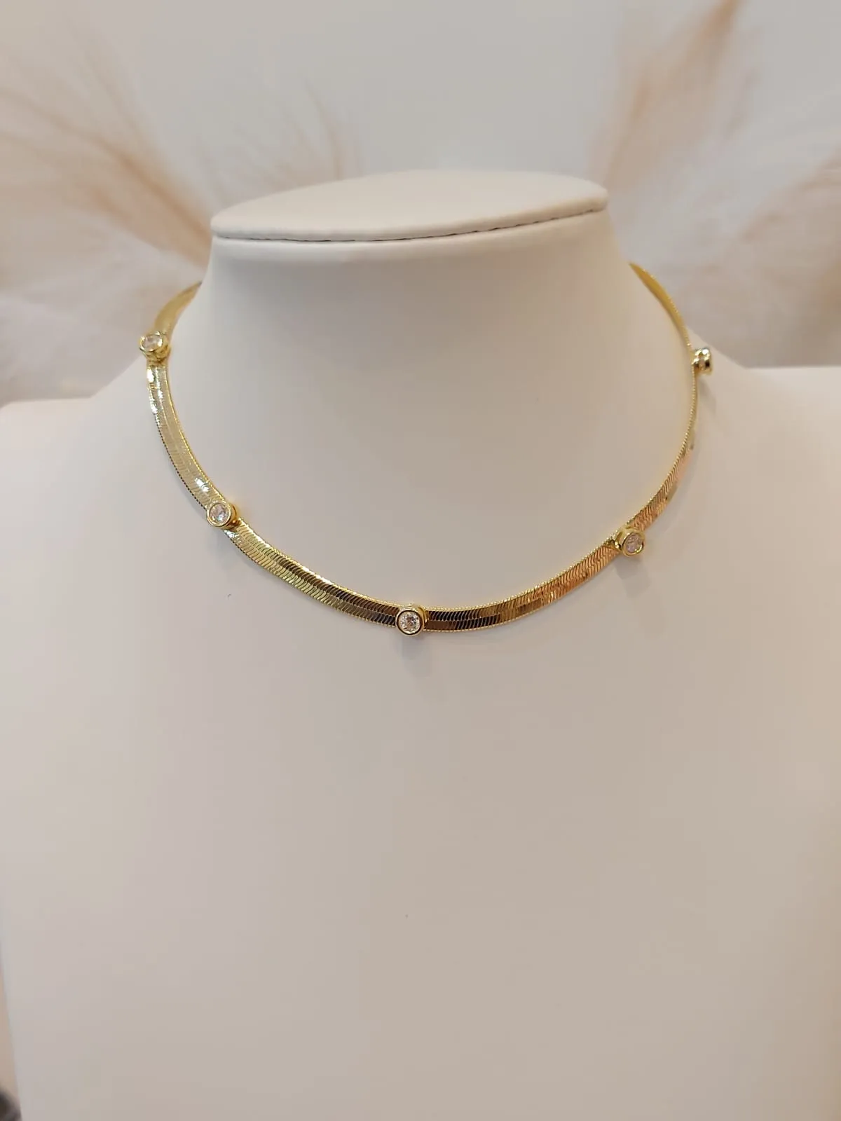 CHOKER FITA E ZIRCÔNIAS