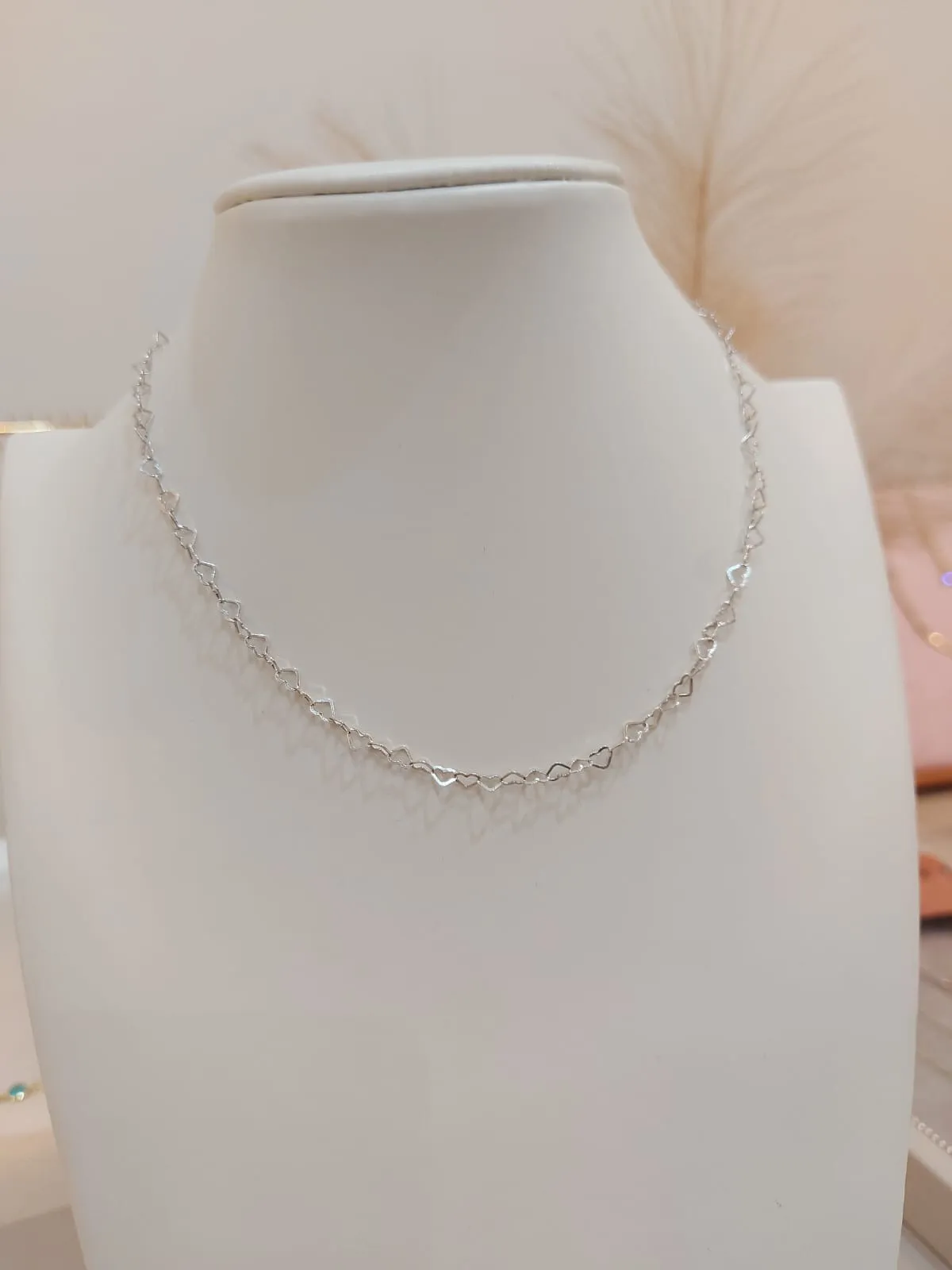 CHOKER PRATA CORAÇÕES 40CM