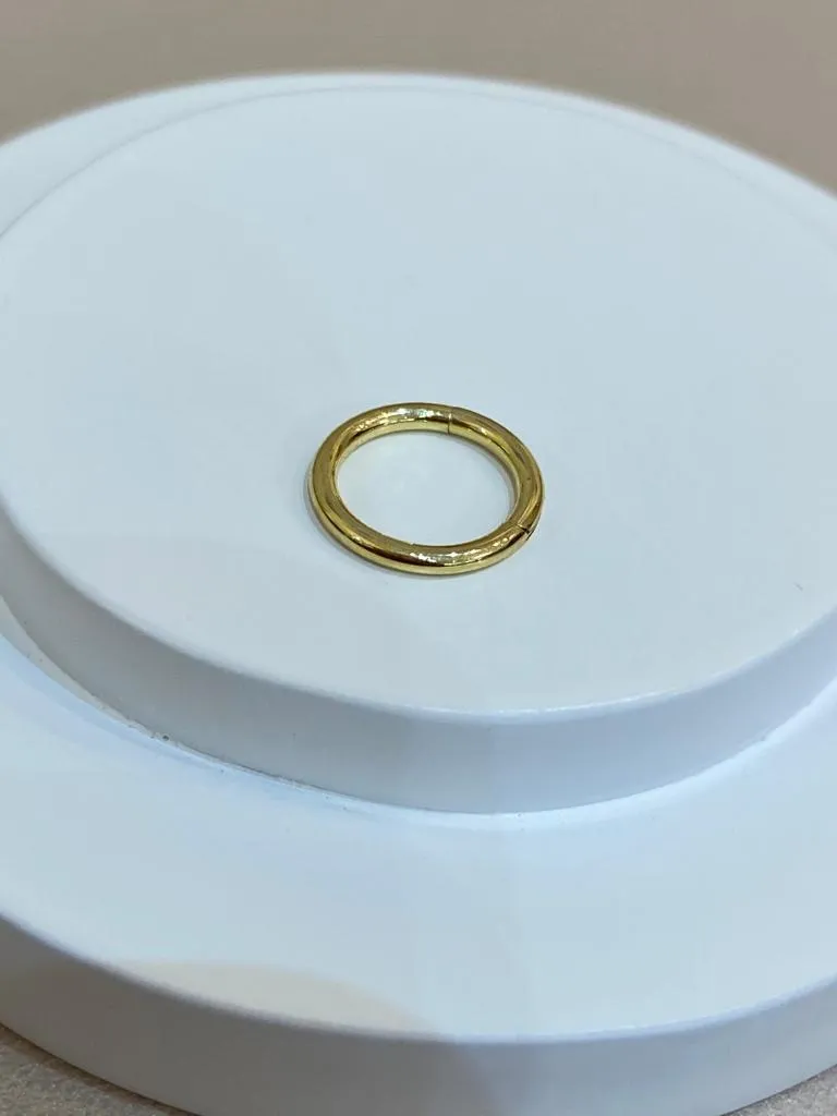 PIERCING ARGOLA SEGMENTADA DOURADA 8MM