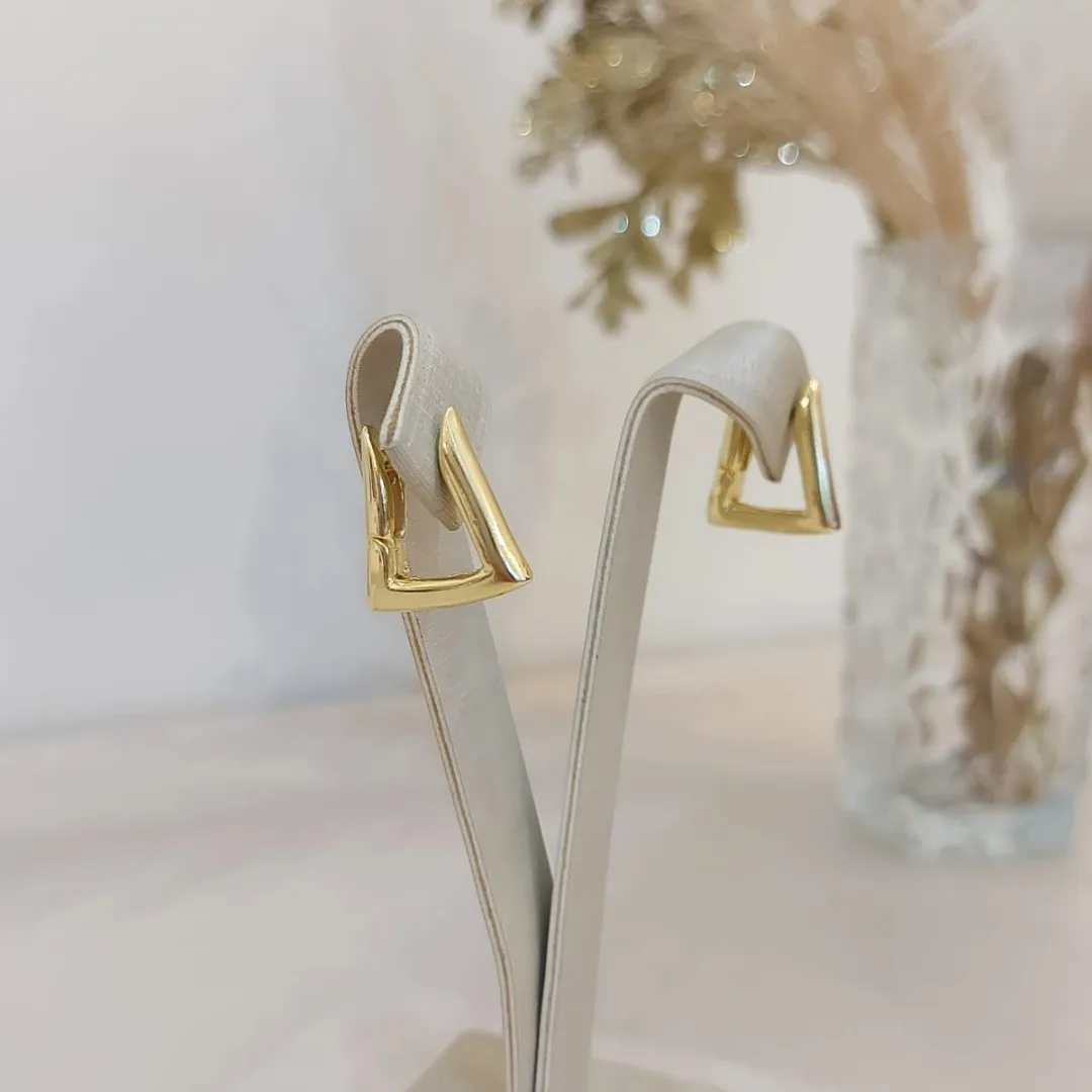 ARGOLA TRIANGULAR M