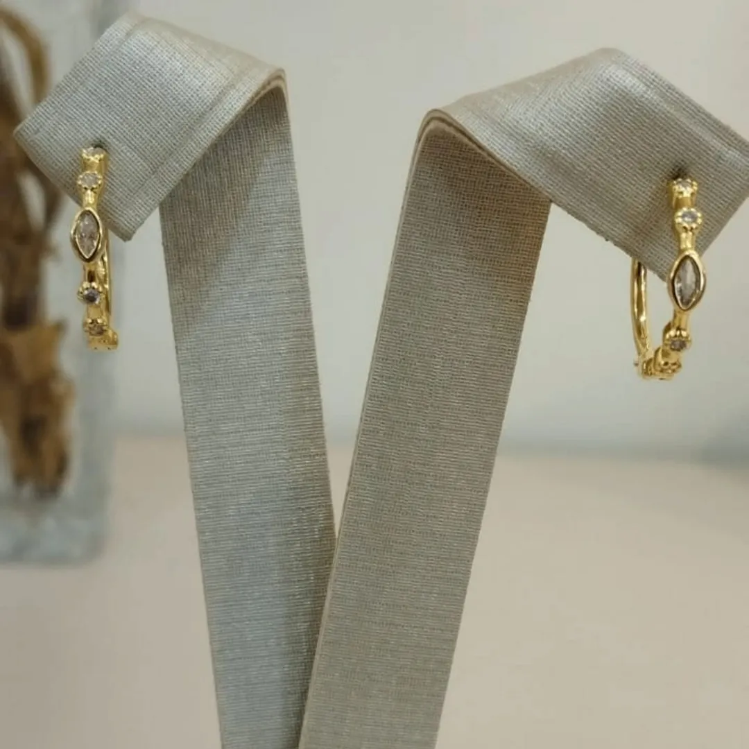 ARGOLA GOTA E ZIRCÔNIAS G