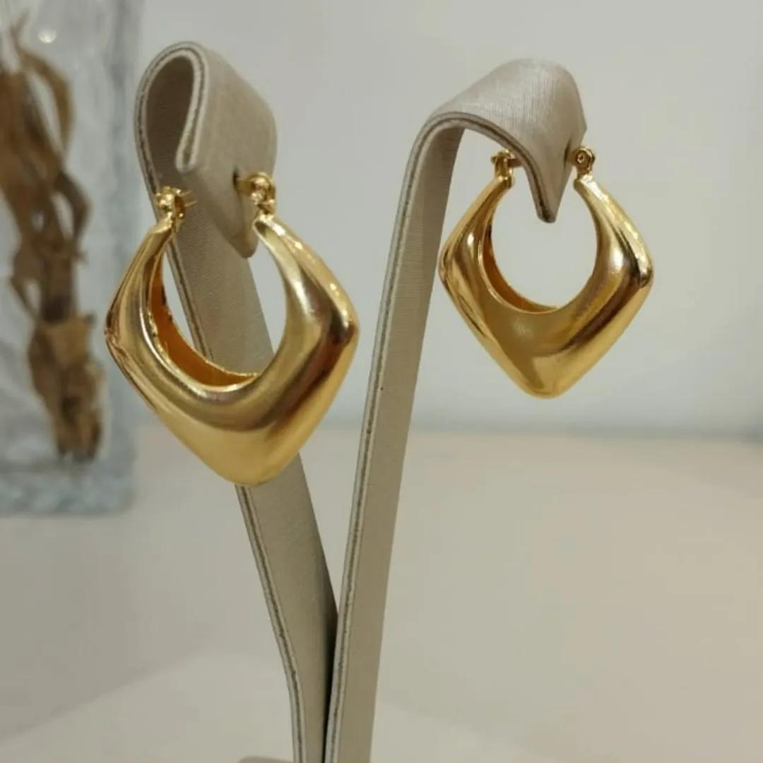 ARGOLA LOSANGO
