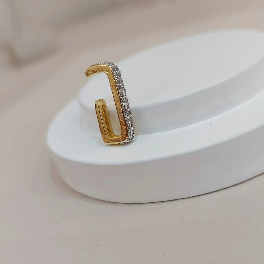 PIERCING FAKE CRAVEJADO