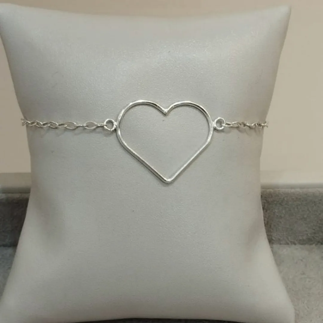 PULSEIRA PRATA CORAÇÃO VAZADO