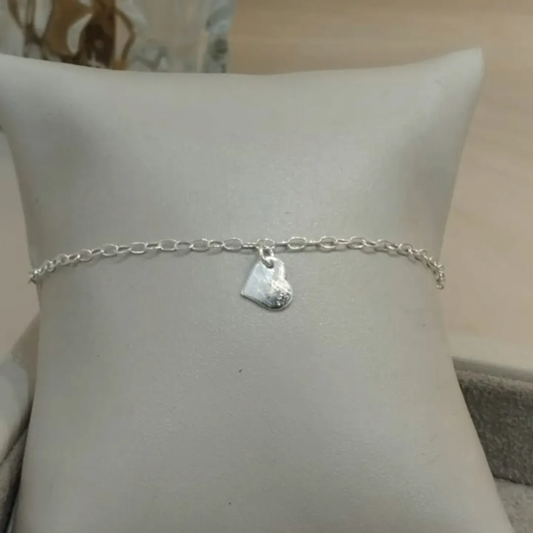 PULSEIRA PRATA PINGENTE CORAÇÃO