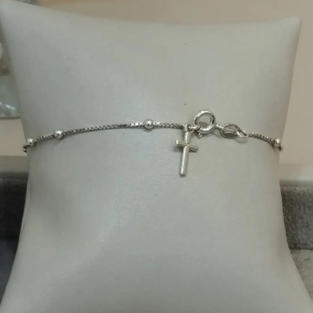PULSEIRA PRATA VENEZIANA BOLINHAS E CRUZ