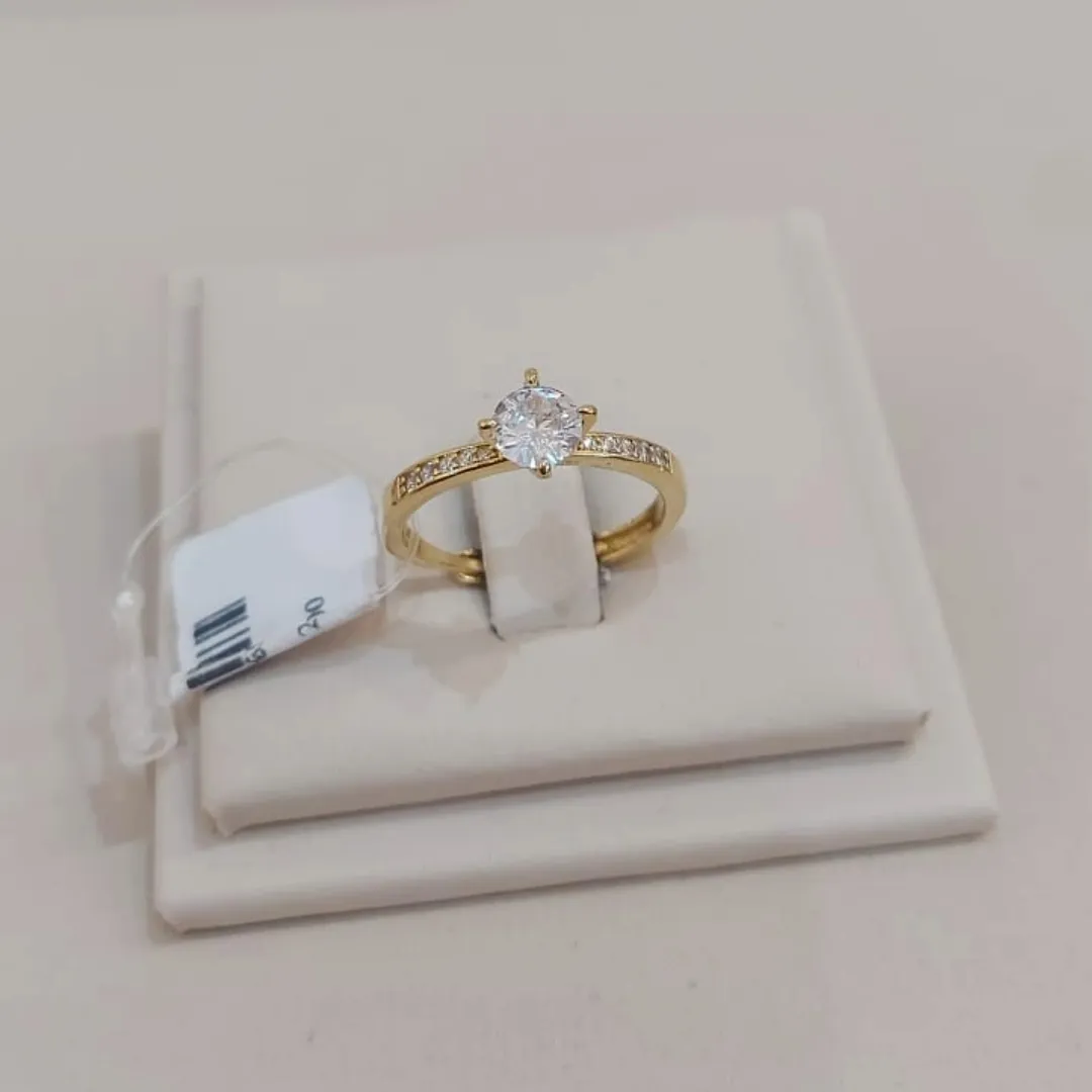 ANEL SOLITÁRIO CRAVEJADO ZIRCONIA GRANDE