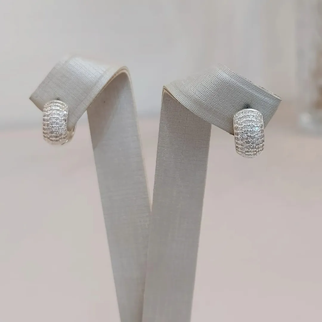 ARGOLA PRATA CRAVEJADA 6 FILEIRAS G
