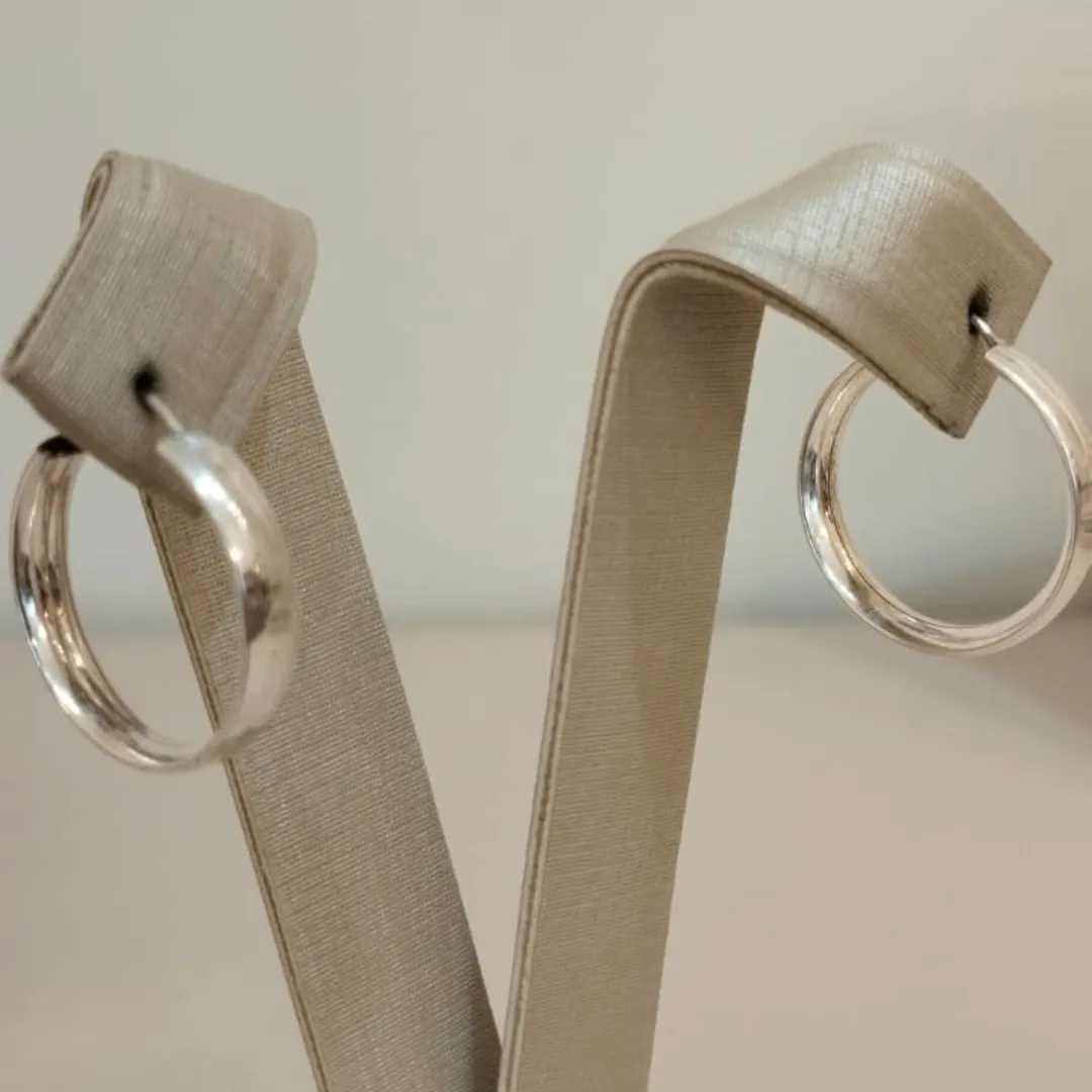 ARGOLA PRATA LISA P