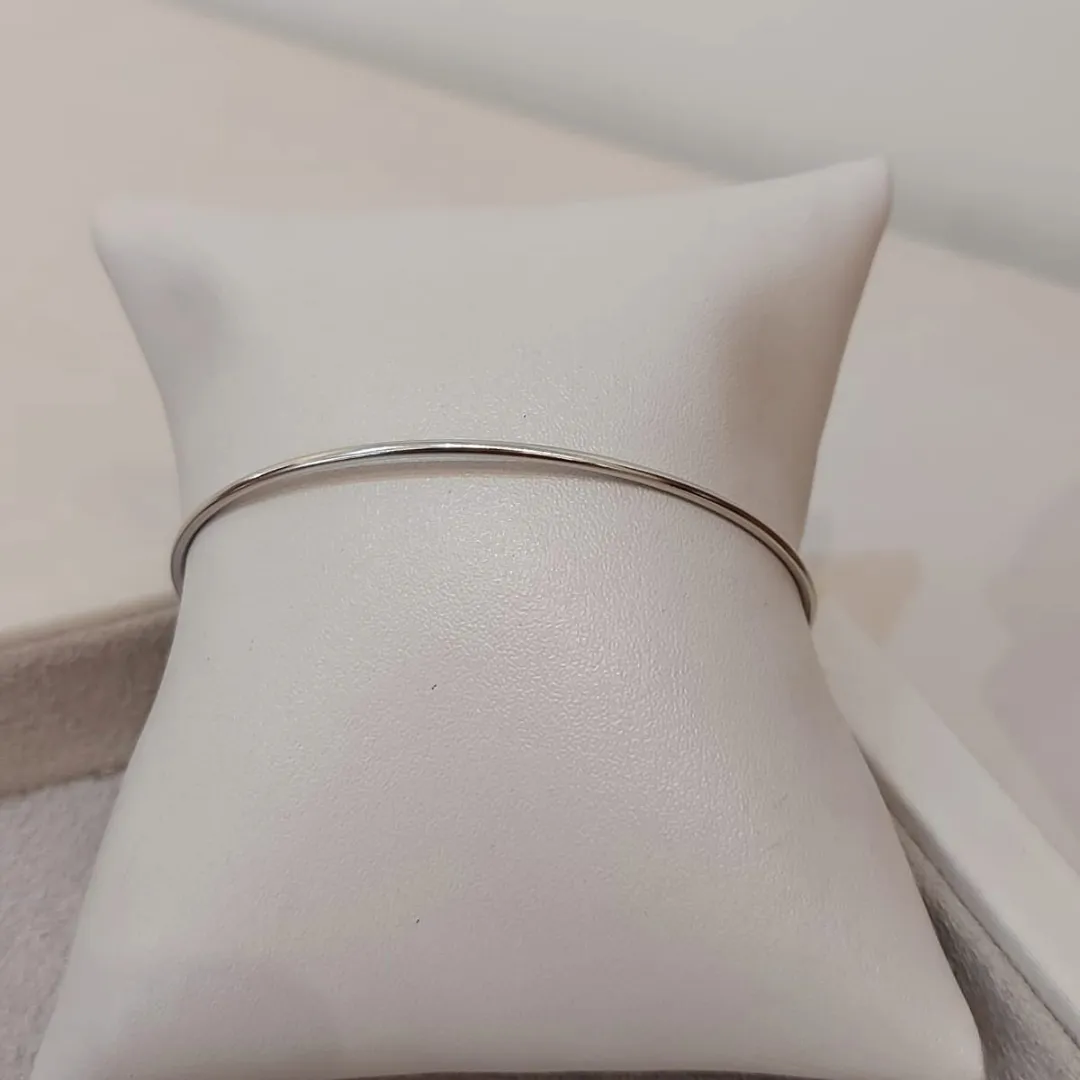 BRACELETE LISO BOLINHA PONTA
