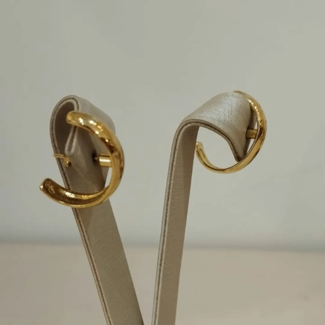 BRINCO EAR HOOK LISO