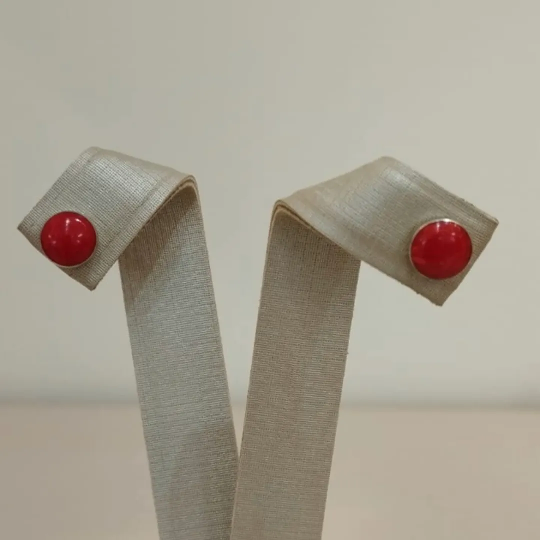 BRINCO PRATA VERMELHO