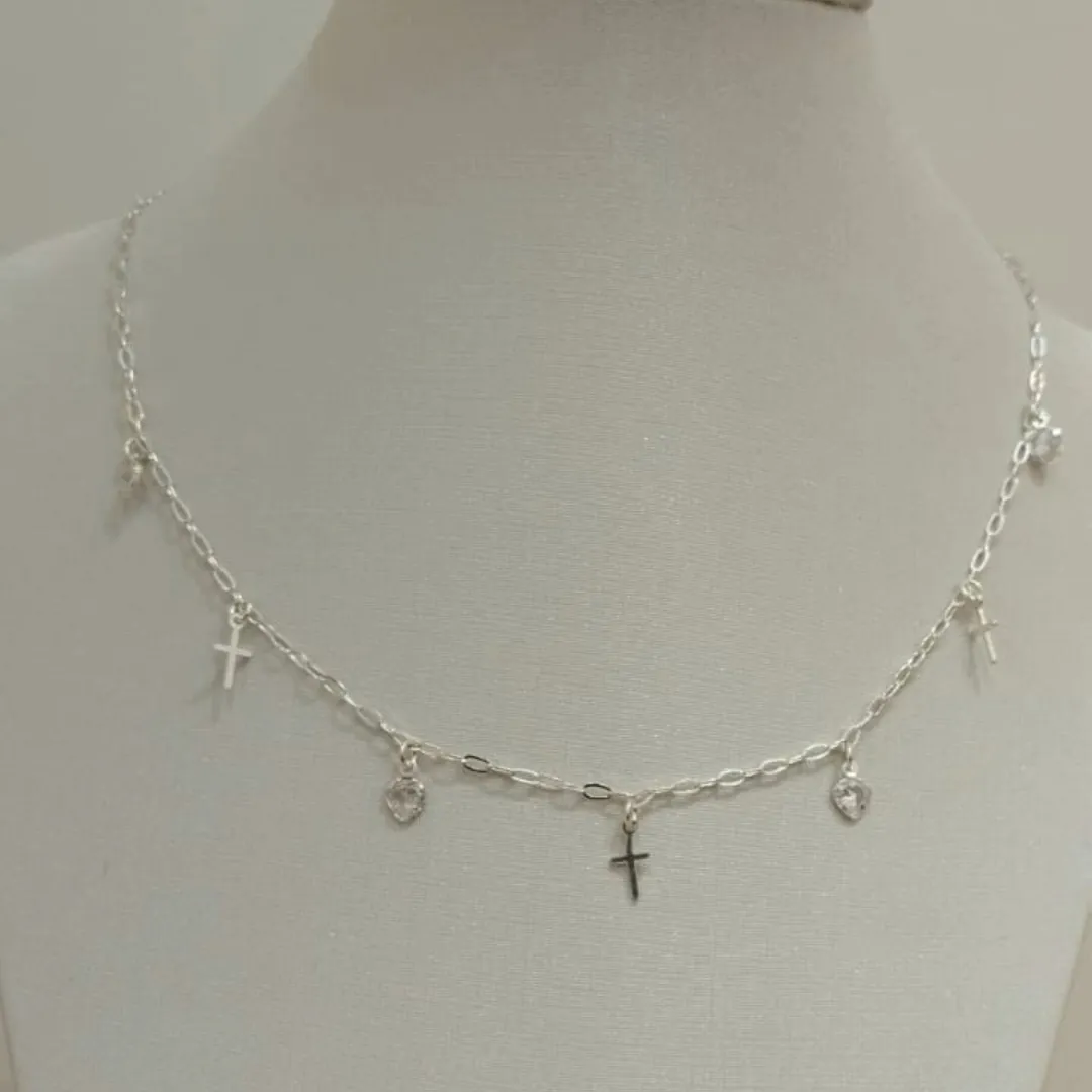 CHOKER PRATA CRUZ E CORAÇÕES ZIRCÔNIAS