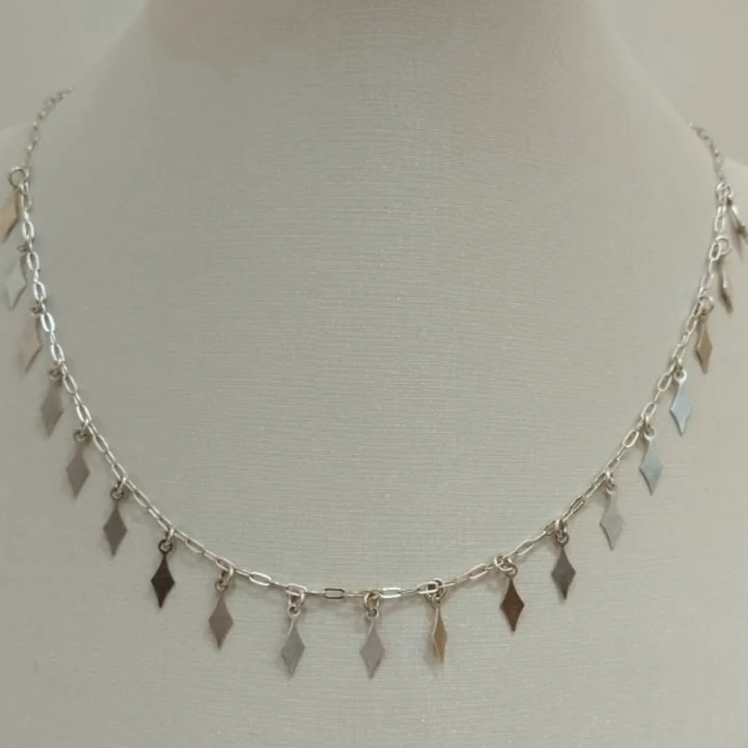 CHOKER PRATA PINGENTES LOSANGOS