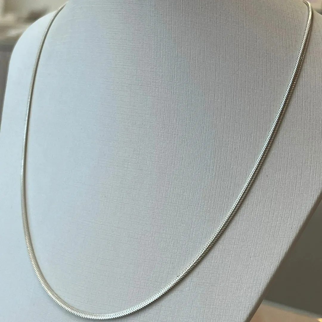COLAR PRATA LACRAIA FINA 45CM
