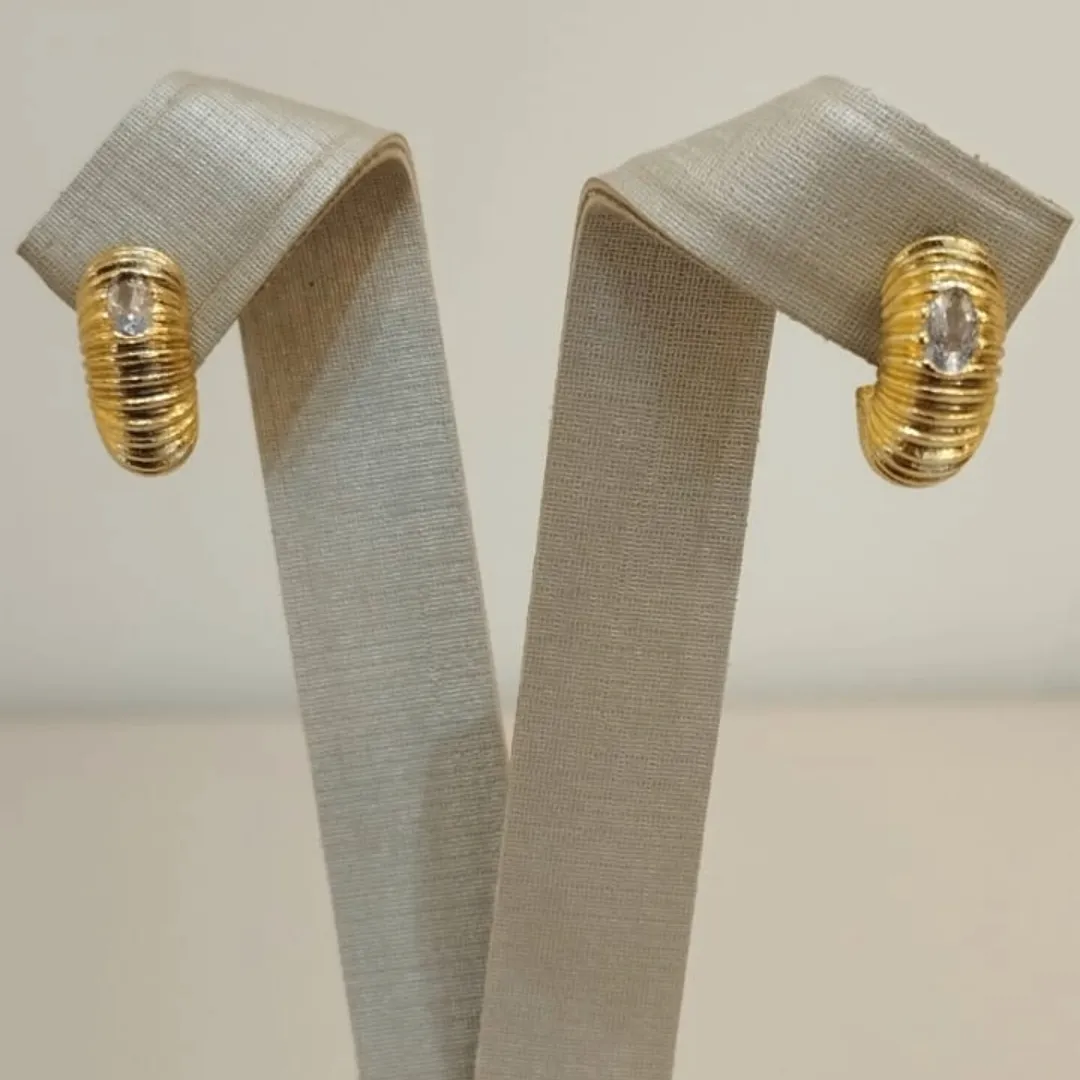MEIA ARGOLA DETALHES