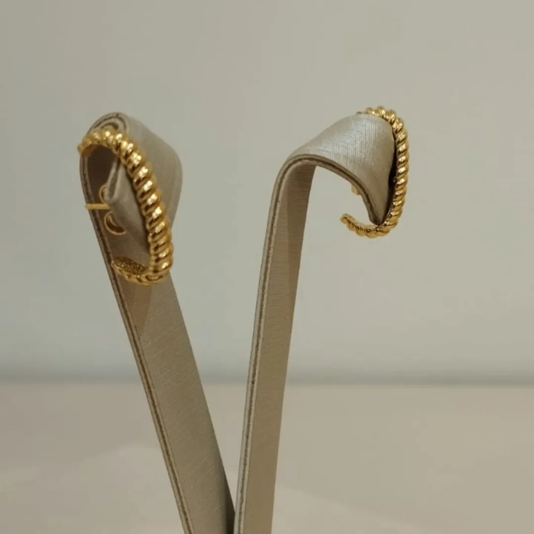 BRINCO EAR HOOK ONDULADO