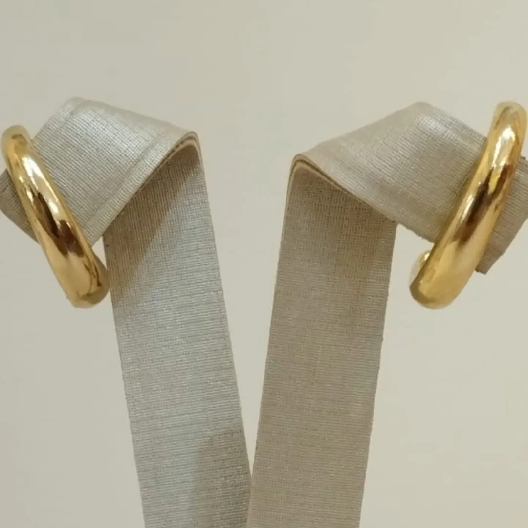 BRINCO EAR HOOK LISO