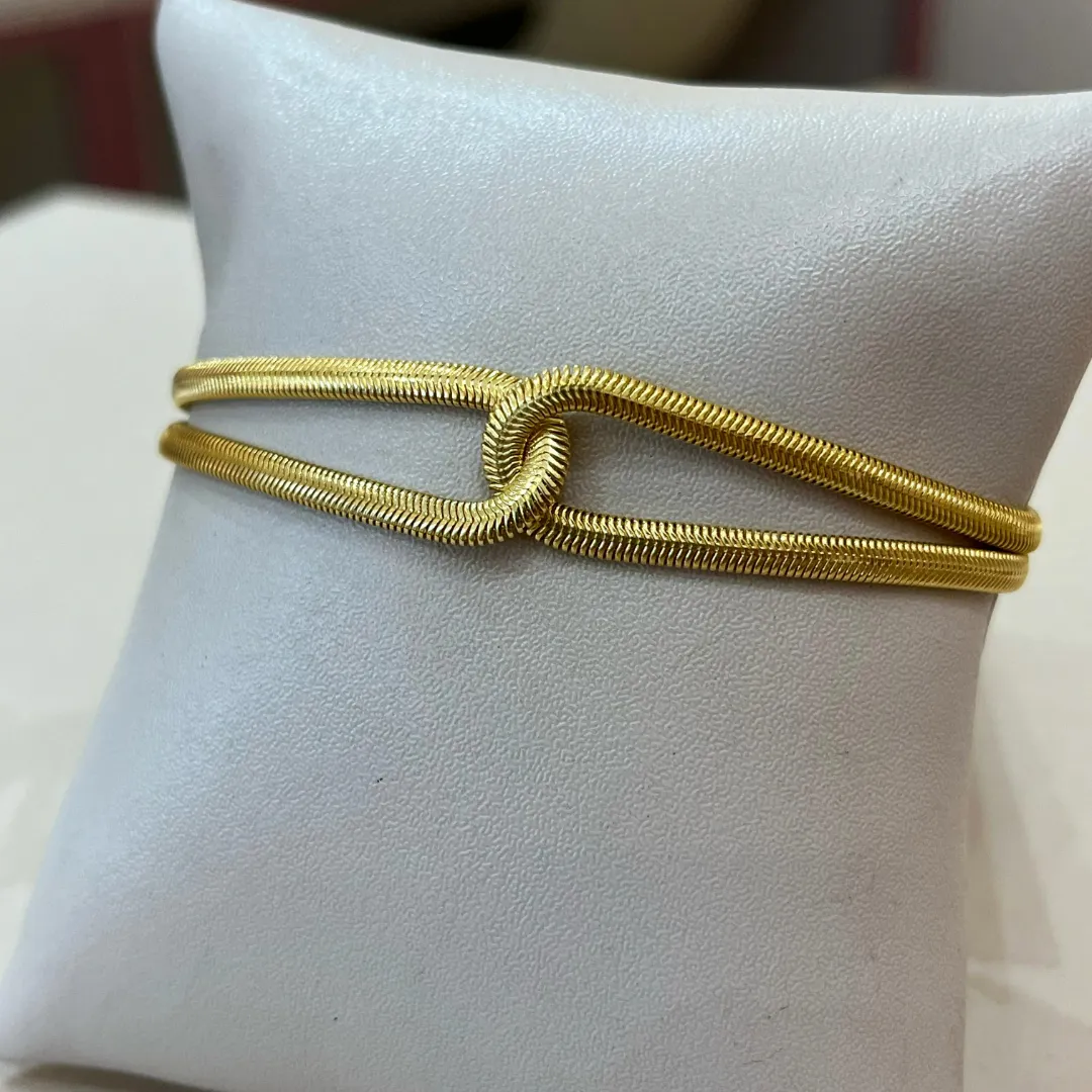 PULSEIRA LACRAIA ENTRELAÇADA