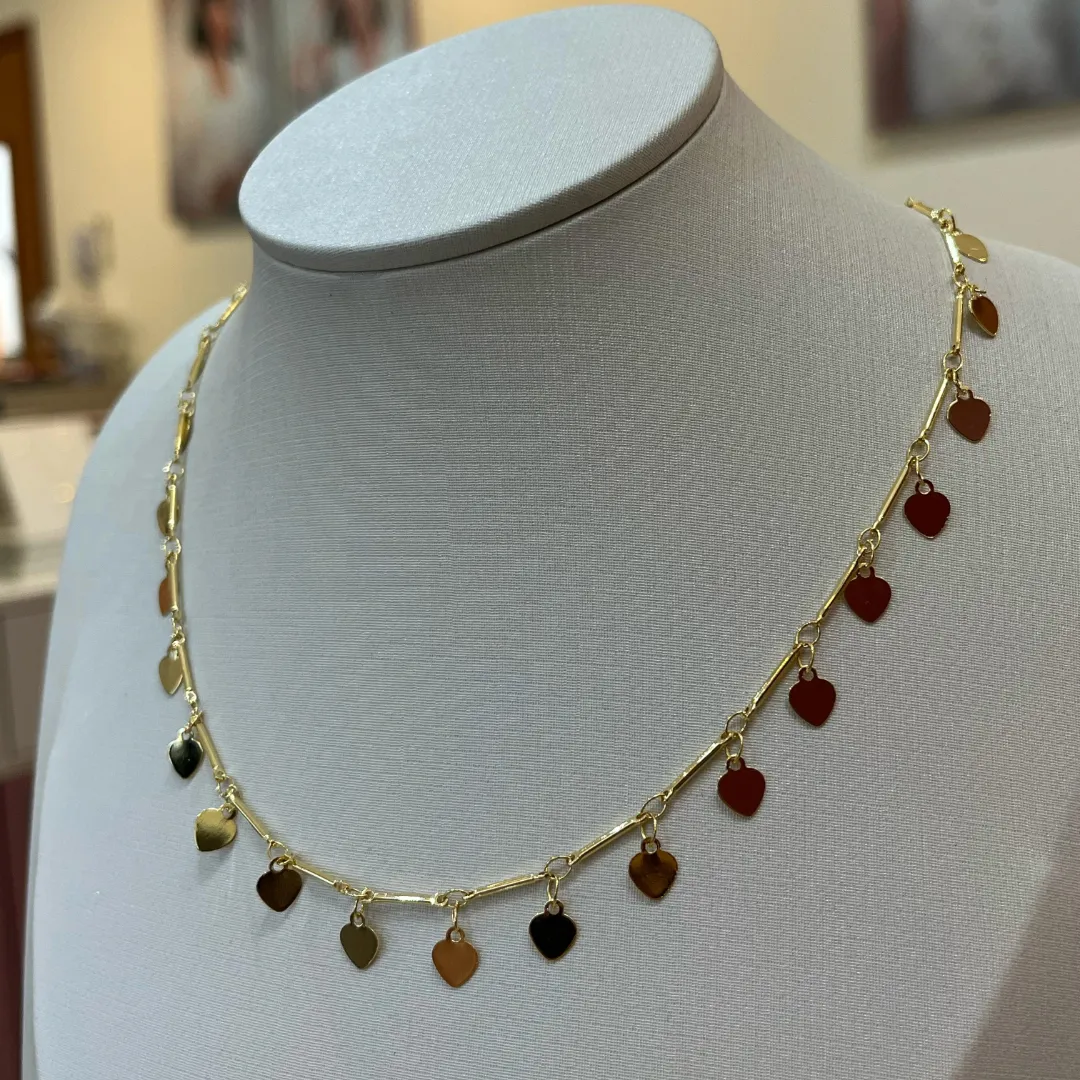 CHOKER MEDALHAS CORAÇÕES