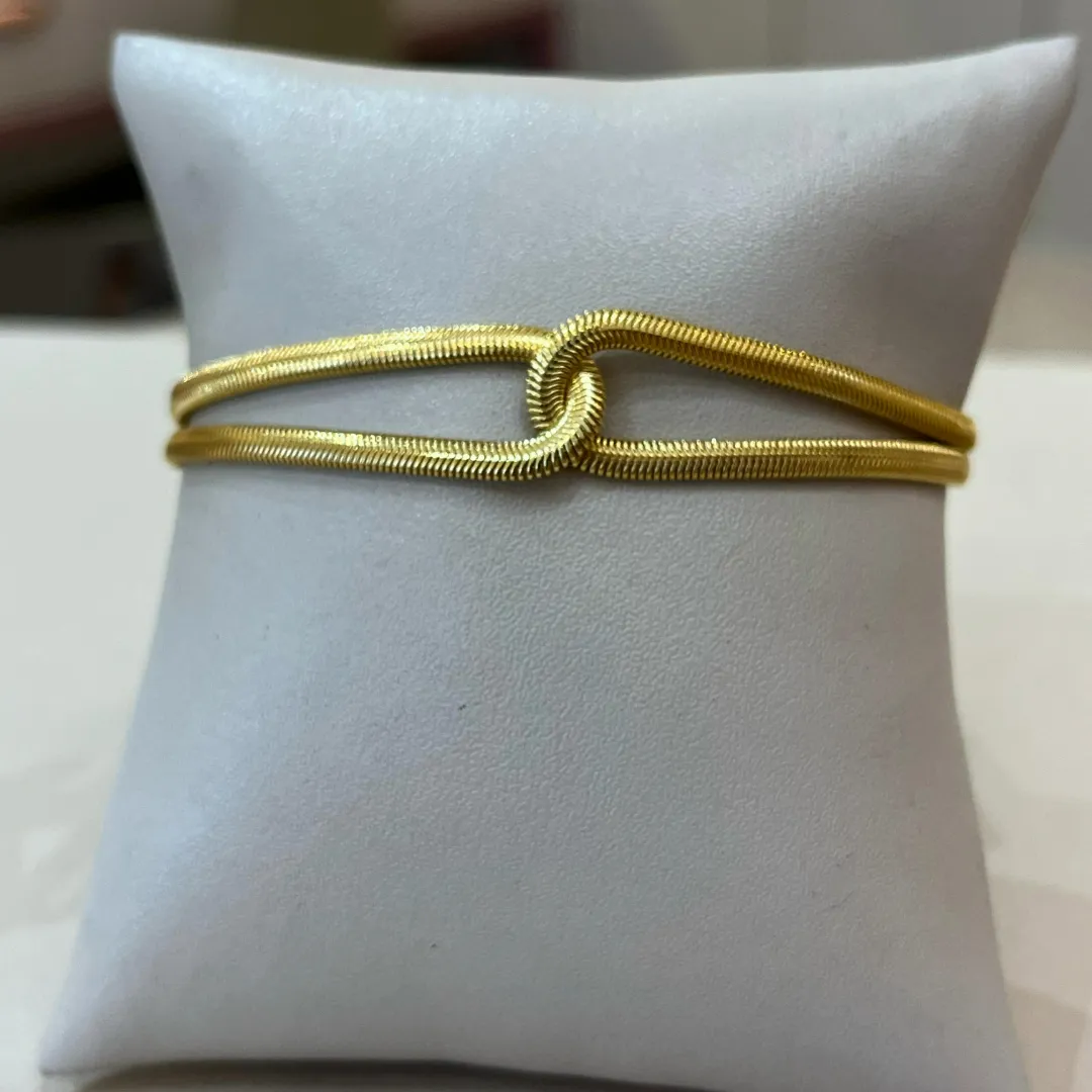 PULSEIRA LACRAIA ENTRELAÇADA
