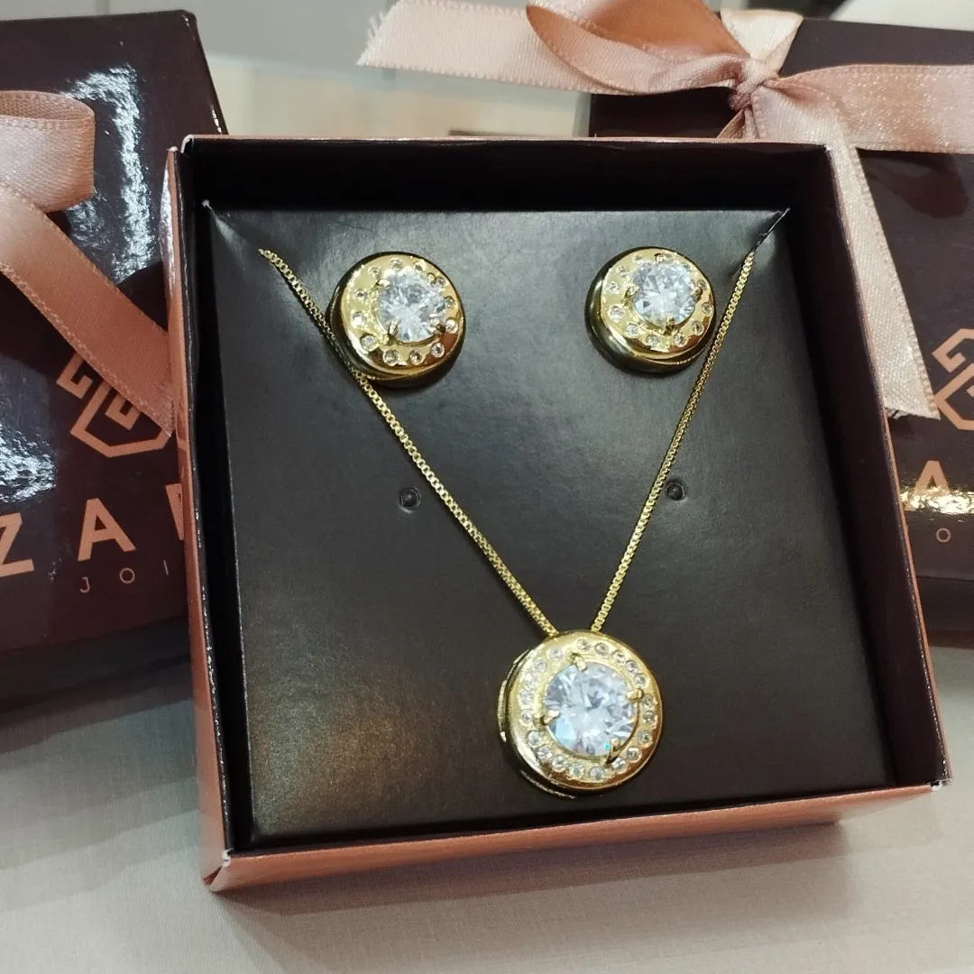 CONJUNTO ZIRCÔNIAS