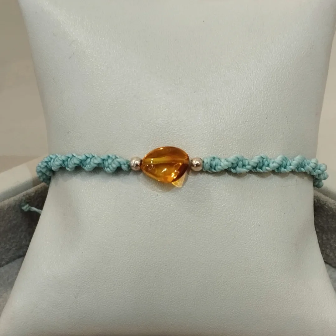 PULSEIRA MACRAMÊ C/ ÂMBAR VERDE ÁGUA