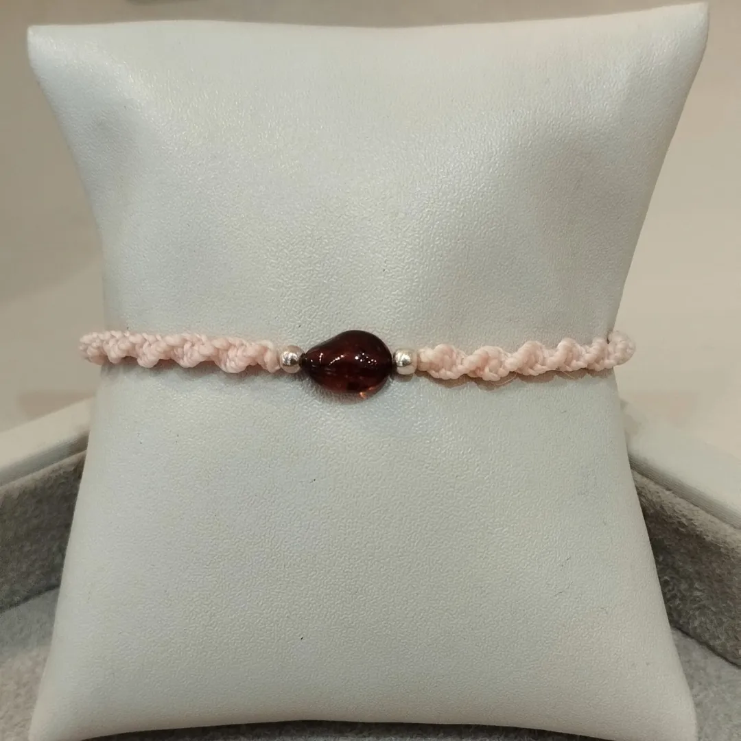 PULSEIRA MACRAMÊ C/ ÂMBAR ROSÊ