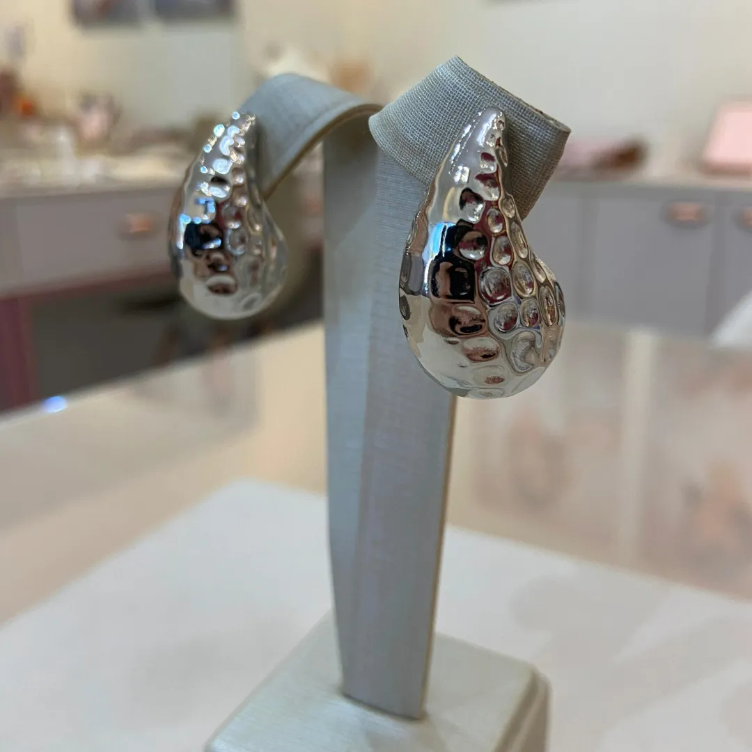 BRINCO AÇO GOTA MARTELADA