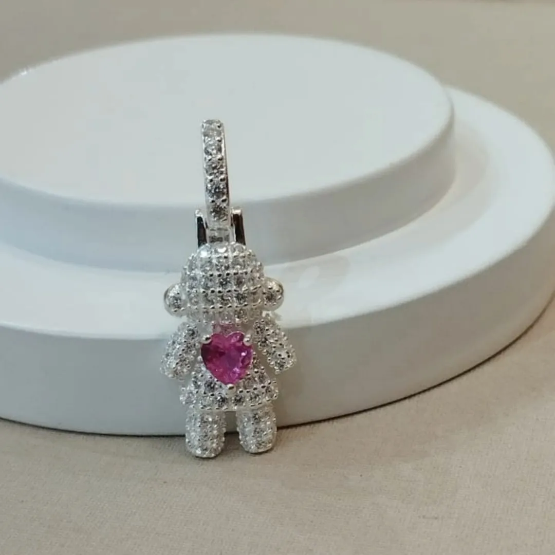 PINGENTE PRATA MENINA CRAVEJADO LUXO