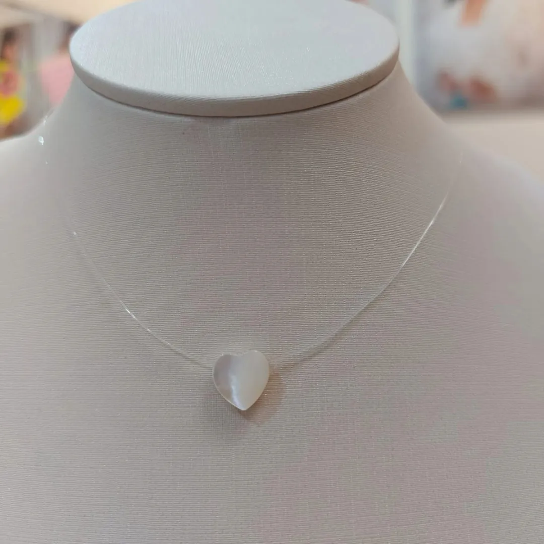 COLAR FIO DE NYLON CORAÇÃO
