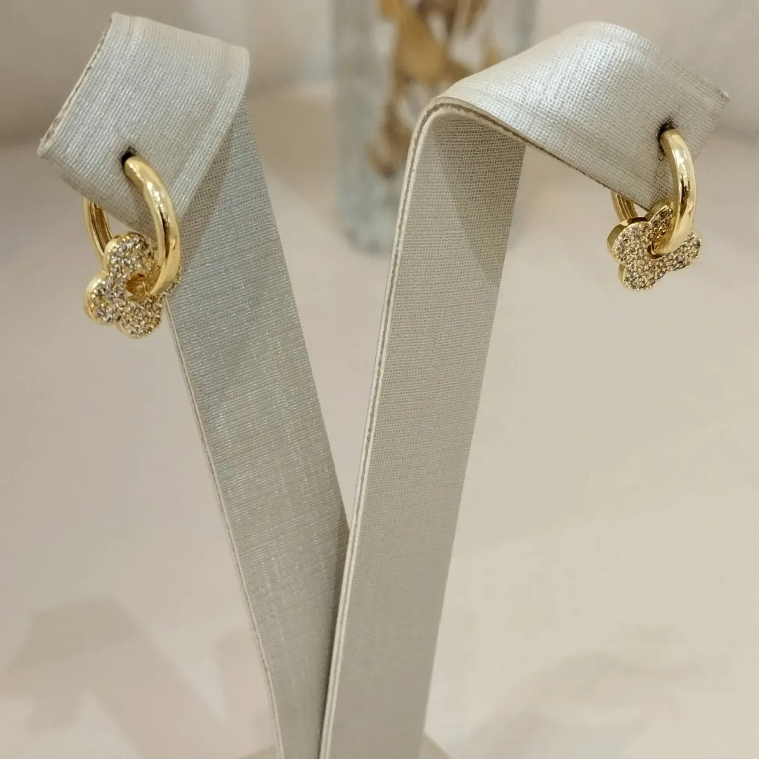 ARGOLA TREVO VAN CLEEF CRAVEJADA