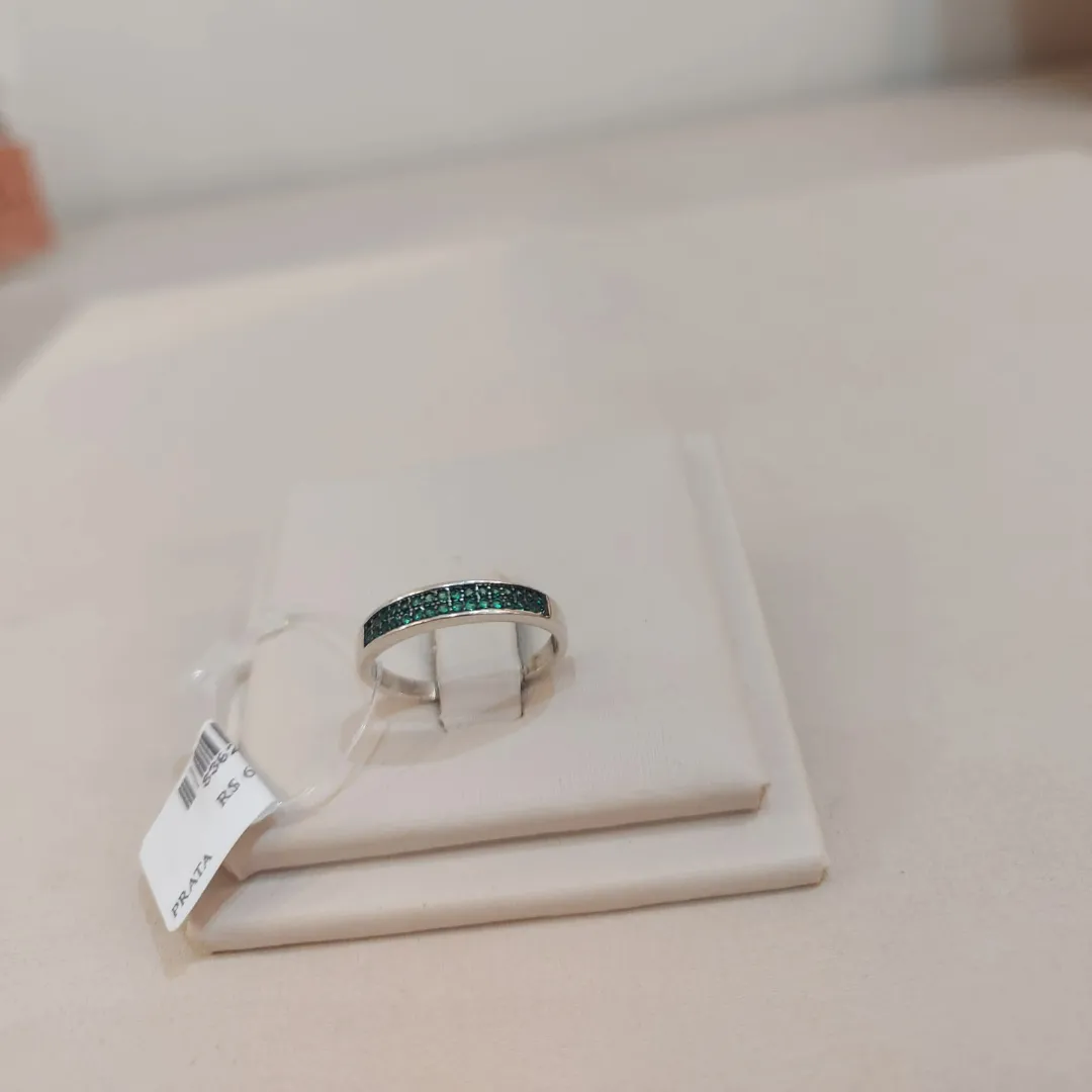ANEL PRATA ZIRCONIAS VERDES TAMANHO 18