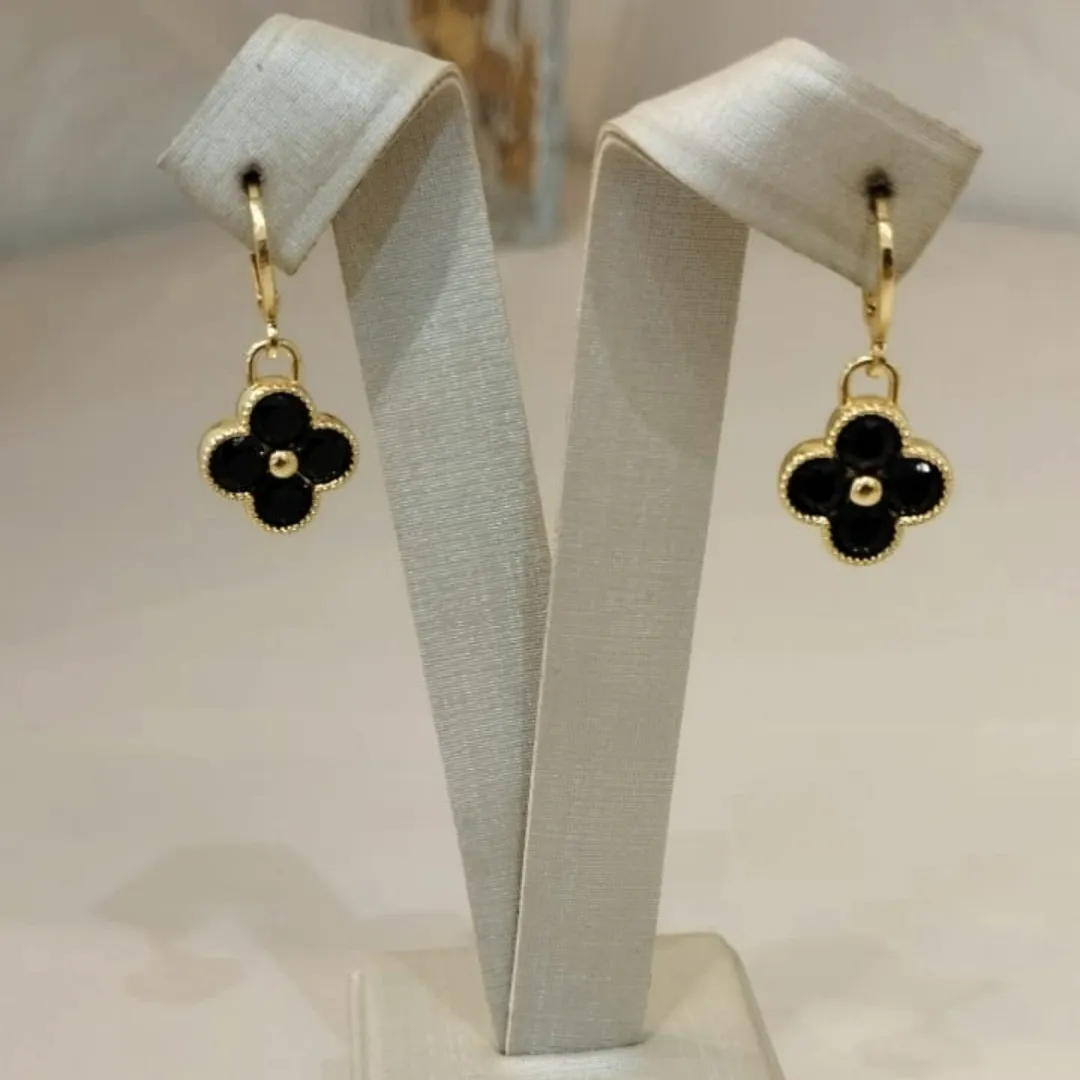 ARGOLA TREVO VAN CLEEF PRETO