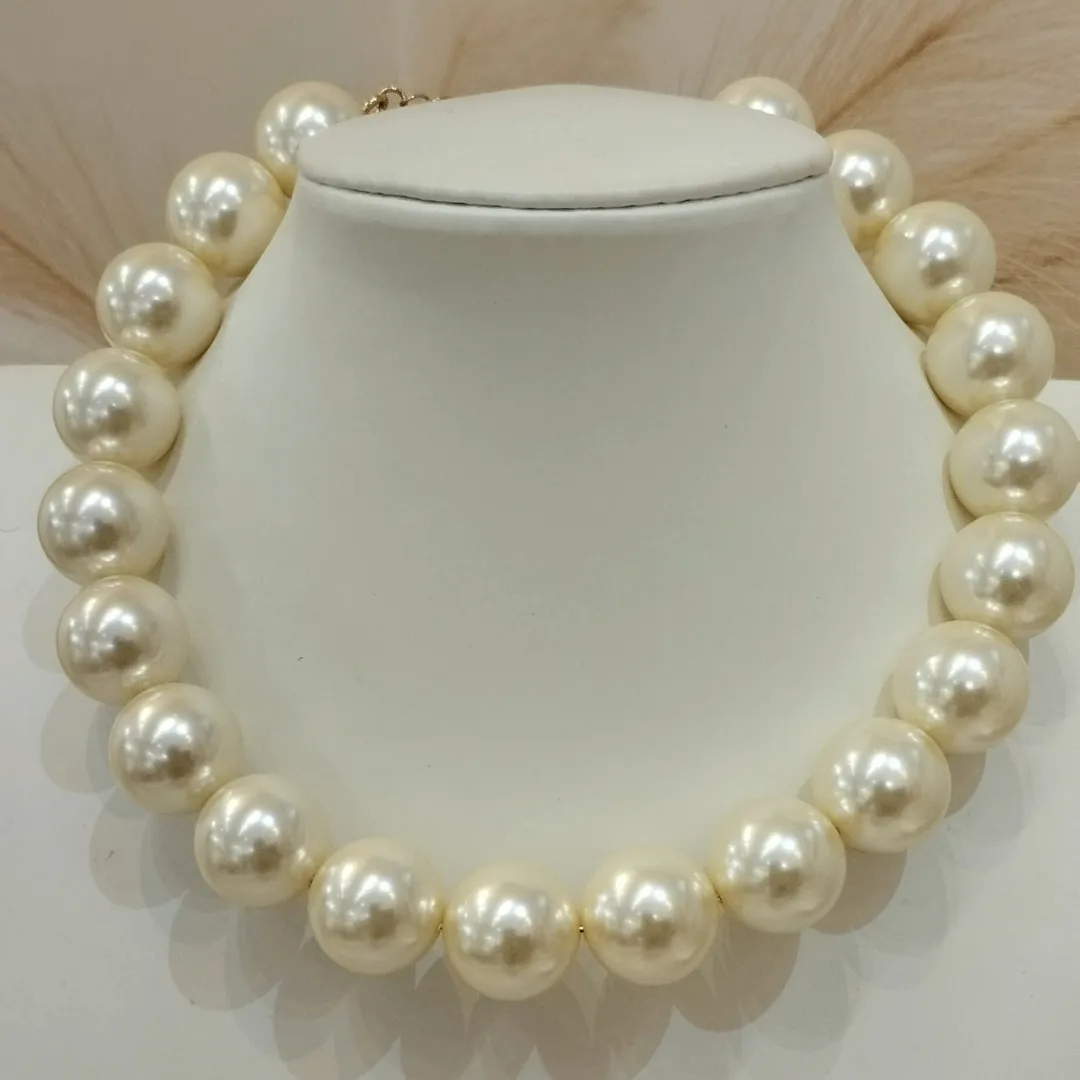 COLAR PÉROLAS G