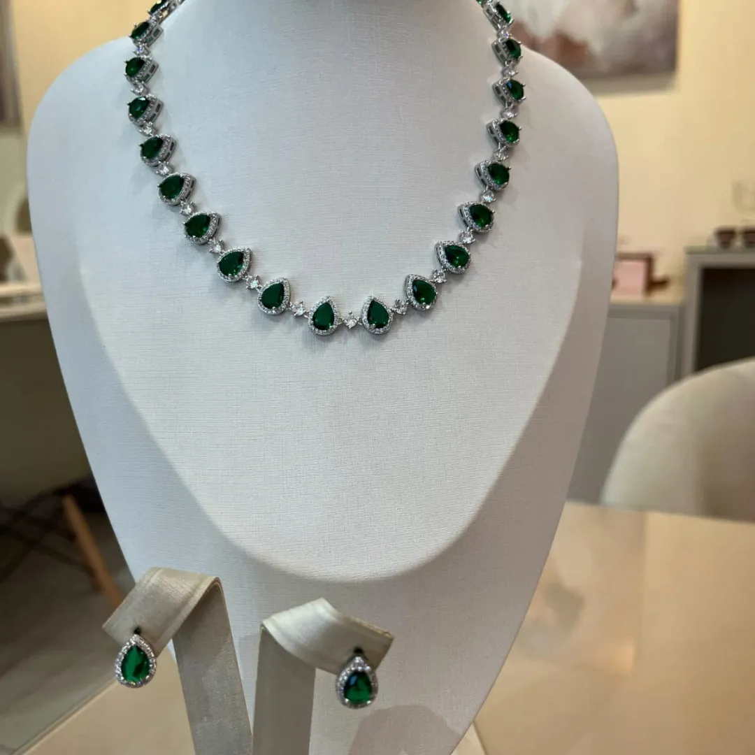 CONJUNTO GOTAS ESMERALDA