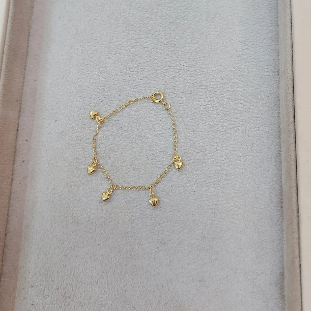 PULSEIRA INFANTIL PINGENTES CORAÇÕES